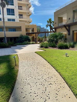 Property grounds - Ocean View-Best Beach Location+Patio-Large Luxurious Condo (Miramar Beach)