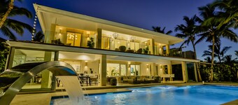Luxury Sunshine II. villa with SEA & GOLF VIEW, pool heated, CHEF & staff incl.