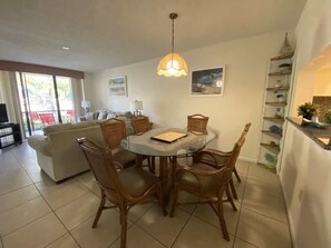 Interior - 2BR/2BA Retreat | Near IMG & Beaches | King Bed (Bradenton)