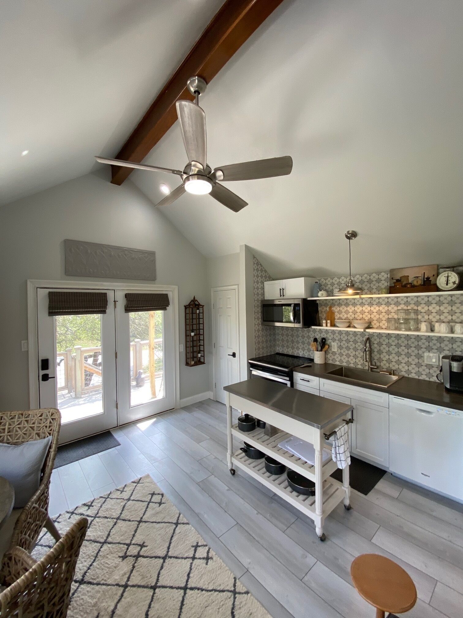 8 Acres with Hill Country Views