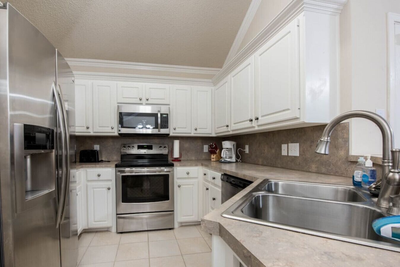 Preston Place - 3BR/2BA - Pet Friendly