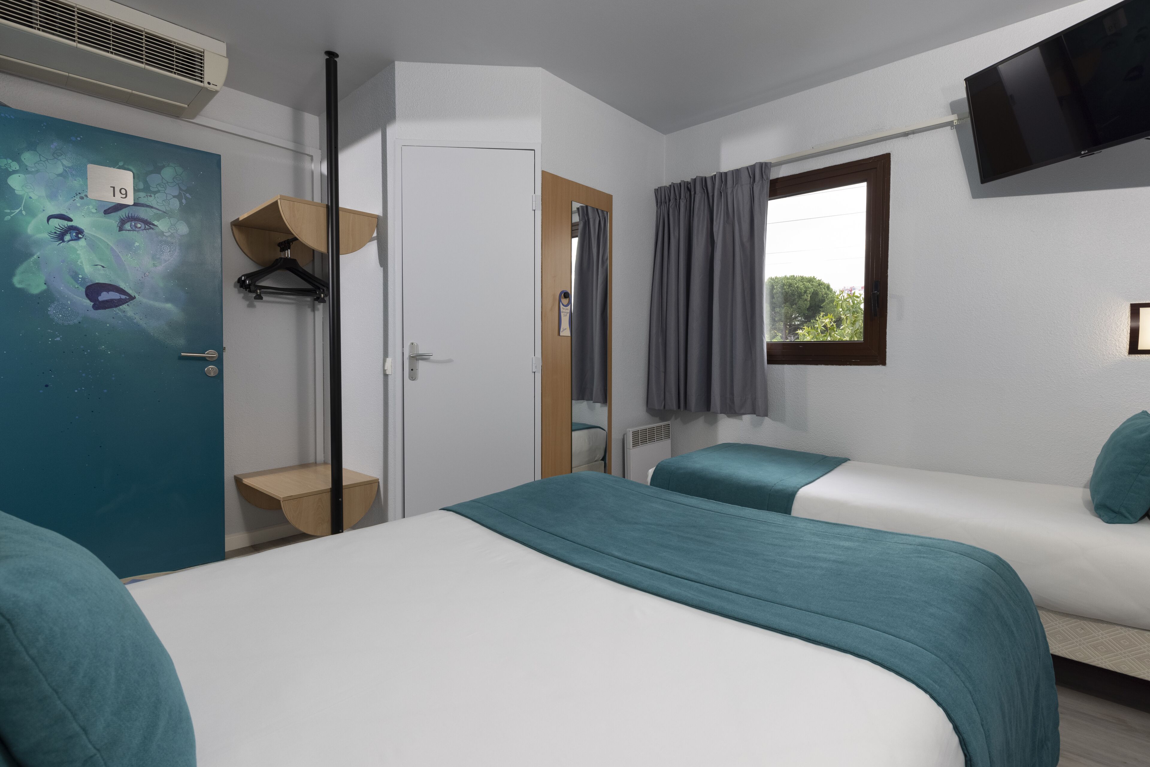 triple room | 1 bedroom, iron/ironing board, free wifi, bed sheets