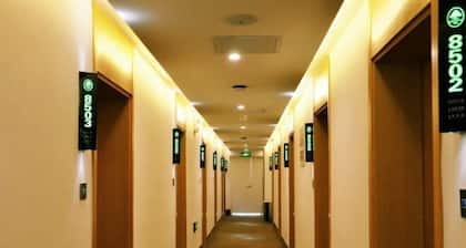 Greentree Inn (Xuzhou Railway Station)