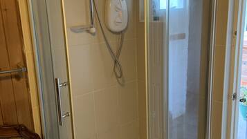 House | Bathroom | Shower, towels