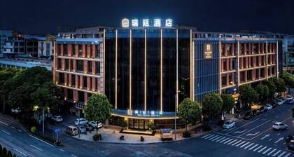 Ruiting Hotel (Zhongshan Xiaolan Daxin Xinduhui Branch)