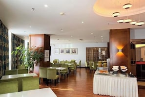 Dining - Ruiting Hotel (Zhongshan Xiaolan Daxin Xinduhui Branch) (Zhongshan)