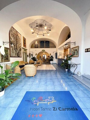 Lobby - Zi Carmela (Forio)