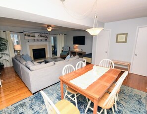 TV, DVD player, books, video library - Prime Location 1-1/2 Blks from Beach/Luxury Condo/Private Garage NEPTUNE'S NOOK (Virginia Beach)