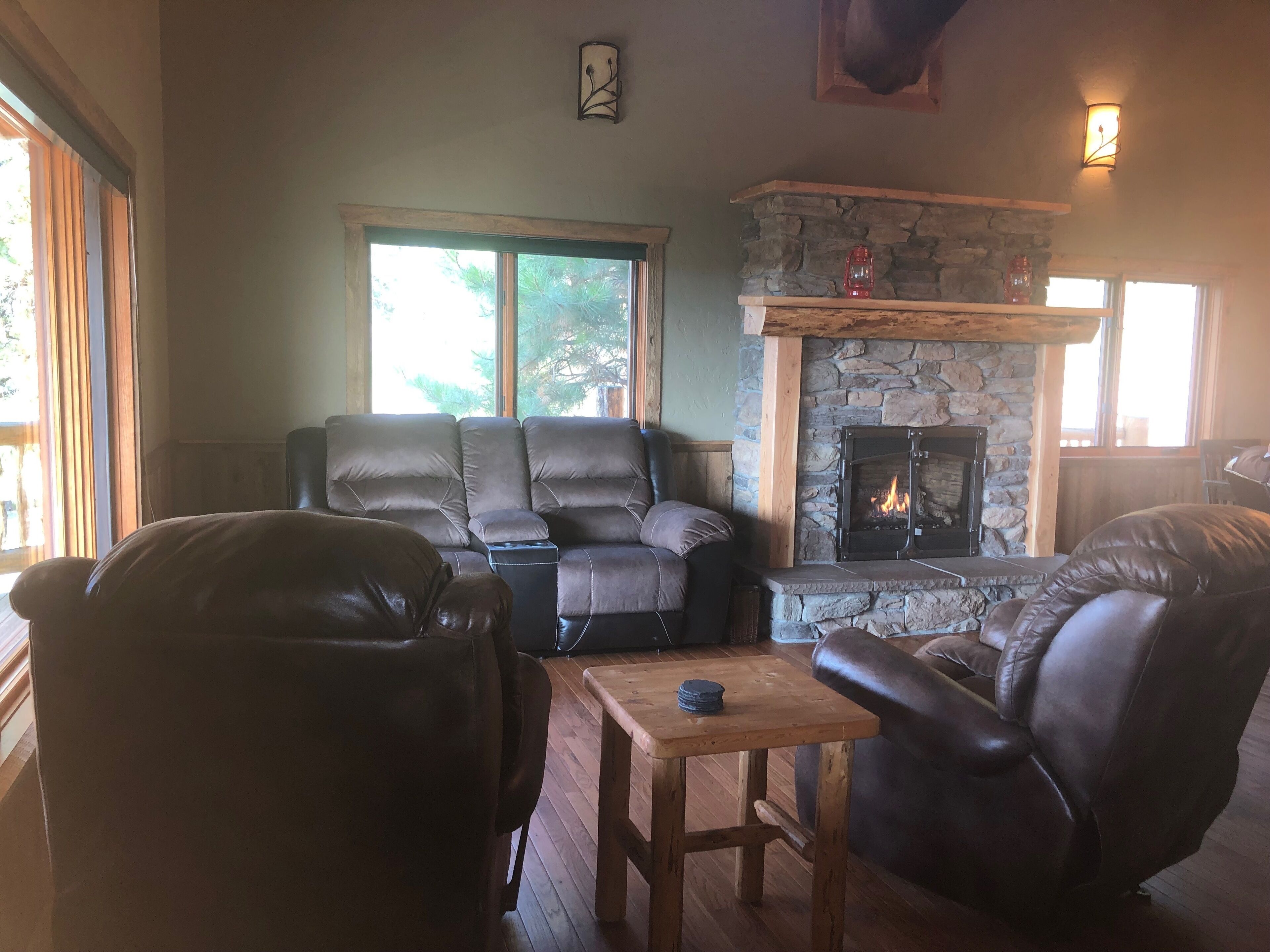 Clean, @ End-of-the-Road, Peaceful and Relaxing