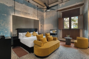 Master Suite | Egyptian cotton sheets, premium bedding, down duvets - Pug Seal Oaxaca (Oaxaca)