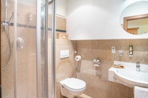 Bathroom - Hotel Seppl (Mutters)