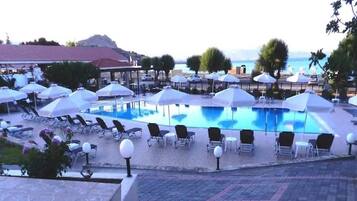 Piscina a l'aire lliure