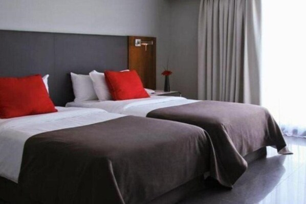 Room - Montserrat Hotel (Lloret de Mar)