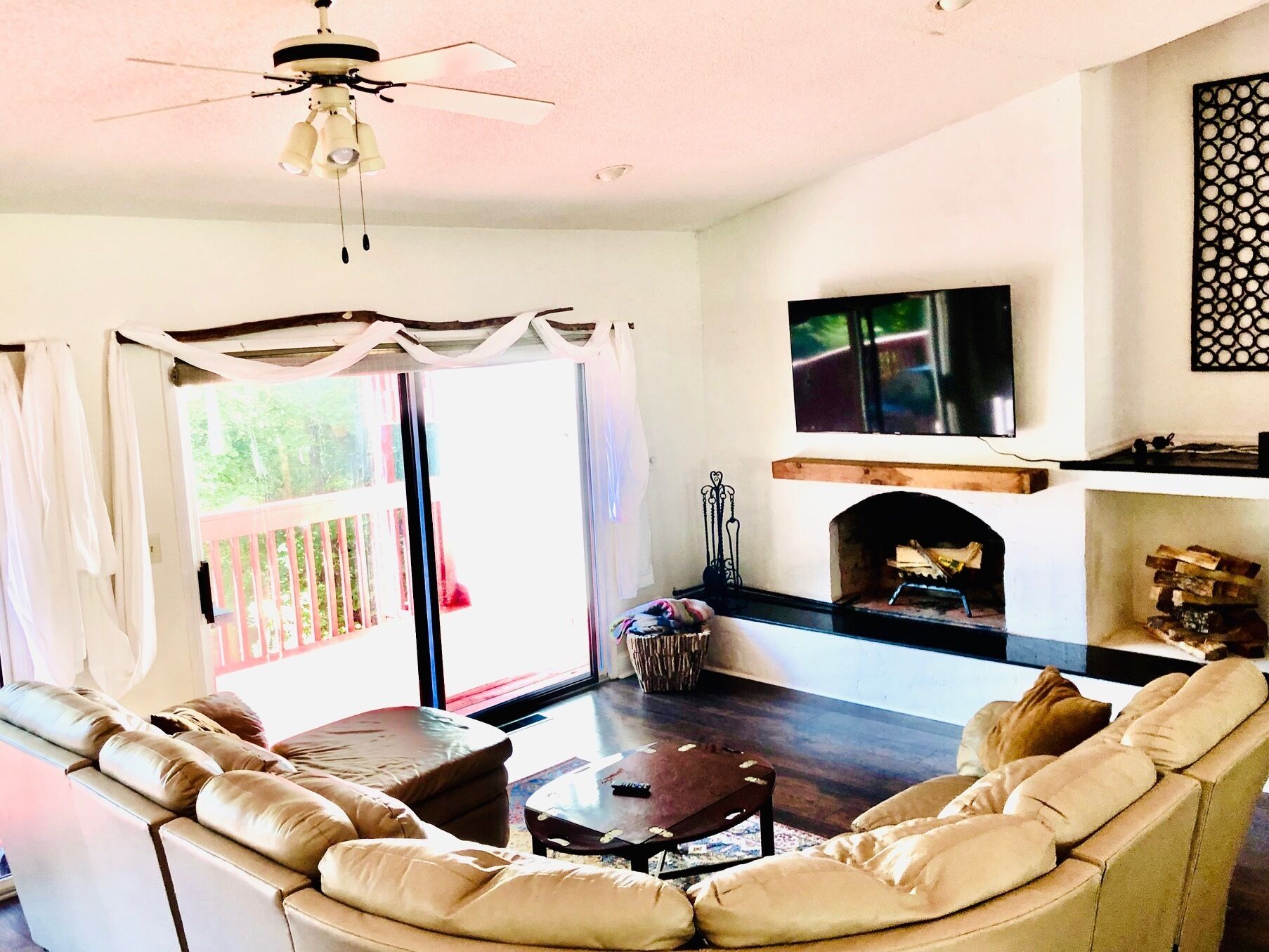 Kies Mountain Villa - Private Pool & Hot Tub, quiet and serene, overlooks Helen!