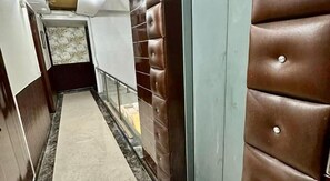 Interior - Vista Inn (New Delhi)