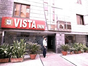 تفاصيل الفندق من الخارج