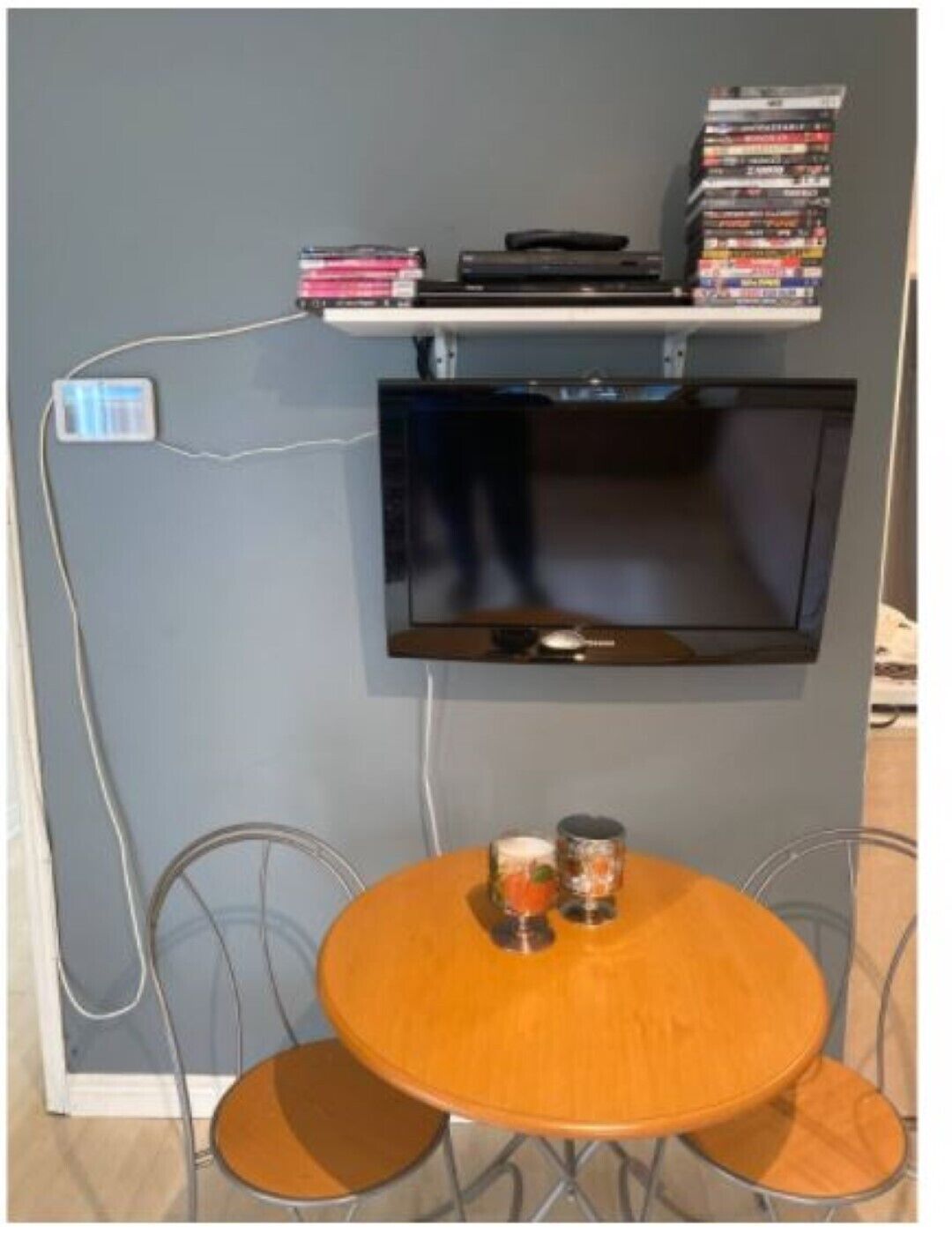 The Little Jurassic Lake House.<br>keep in mind sometime Satellite TV Doesn’t work.