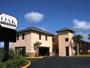 Exterior - Days Inn at Oak Plantation (Kissimmee)