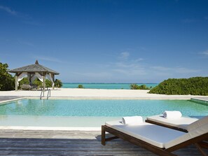 Pool | Outdoor pool - Parrot Cay by Como (Parrot Cay)
