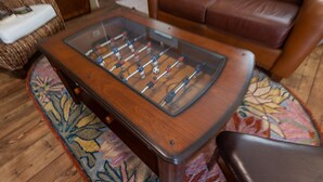 Game room - Secluded Wildlife Ranch. Kayak on Colorado River. Feed Exotics. (Lometa)