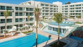 Indoor pool, outdoor pool