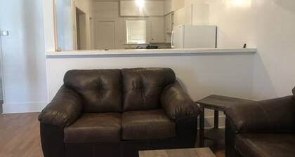 Fully furnished duplex in quiet neighborhood
