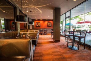 Dining - Delta Hotels by Marriott Baltimore North (Baltimore)