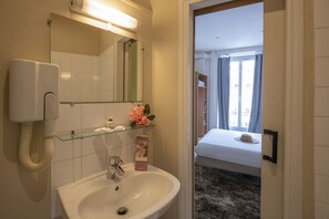 Bathroom - D Ostende (Nice)