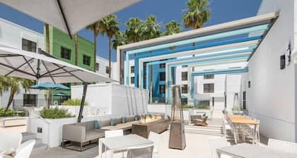 Doubletree by Hilton Phoenix Chandler