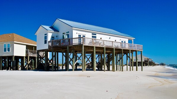 House, Multiple Beds (Island Time - 103 Treasure Ct) | Exterior - Island Time - 103 Treasure Ct (Dauphin Island)