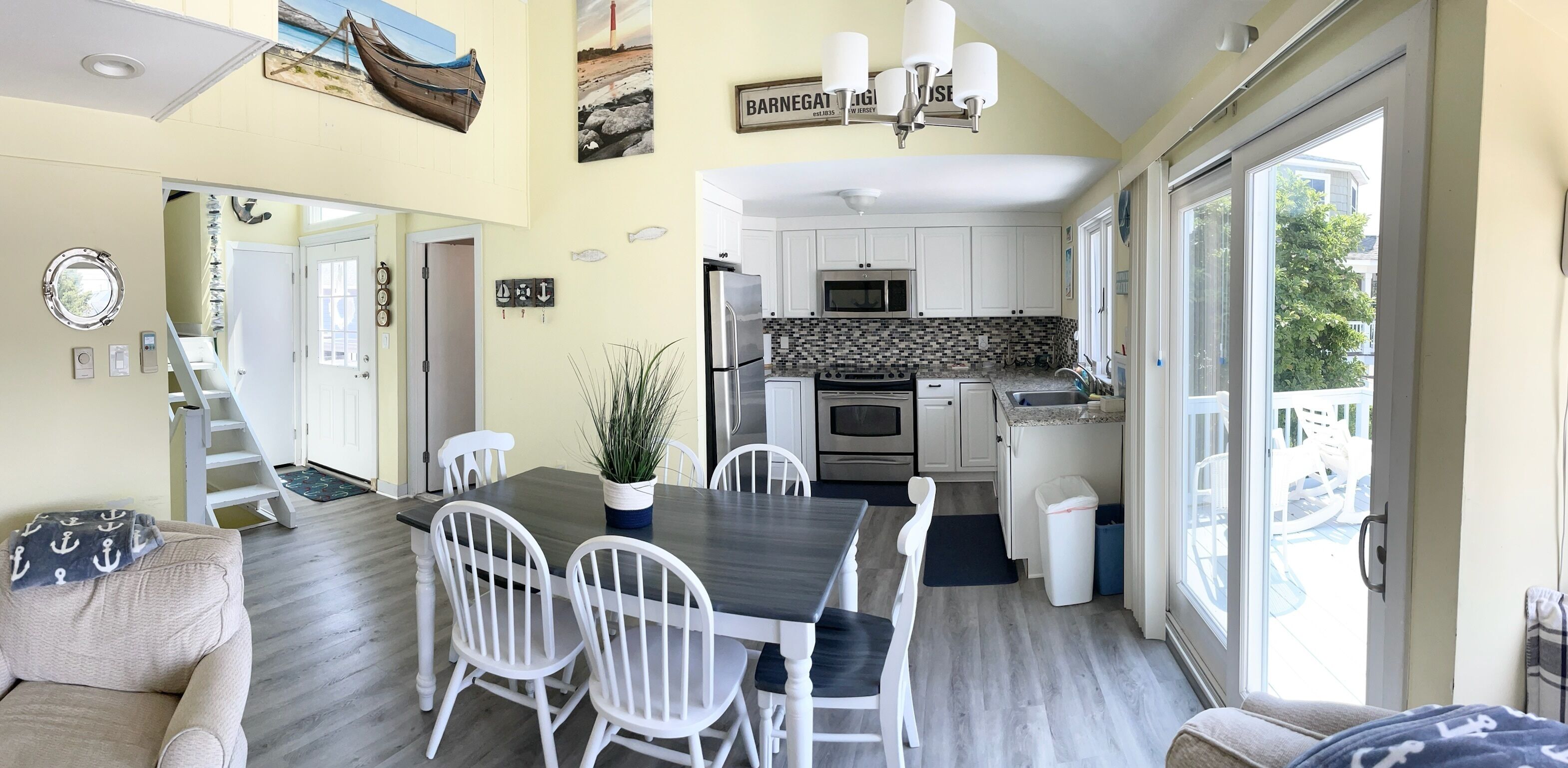 Close to the Bay and Beach!  5 BDR in the heart of Barnegat Light