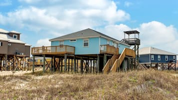 House, Multiple Beds (Sandbar - 105 Raphael Semmes) | Exterior