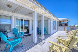 Casa, varias camas (Water's Edge - 2227 Mallard) | Balcón