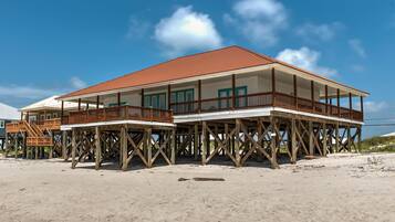 House, Multiple Beds (Dauphin Charm - 2237 Bienville) | Exterior