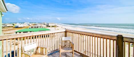 House, Multiple Beds (Wave Loudest - 103 Pushmata) | Balcony