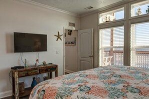 House, Multiple Beds (Wave Loudest - 103 Pushmata)