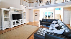 House, Multiple Beds (Tidal Wave - 2636 Bienville) | Living room - Tidal Wave - 2636 Bienville (Dauphin Island)