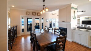 House, Multiple Beds (Tidal Wave - 2636 Bienville) | Private kitchen - Tidal Wave - 2636 Bienville (Dauphin Island)