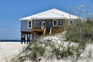 Exterior - Pelicans Perch - 2621 Bienvill (Dauphin Island)