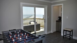 House, Multiple Beds (Sonny Daze - 105 Quebec Ct) | Games room
