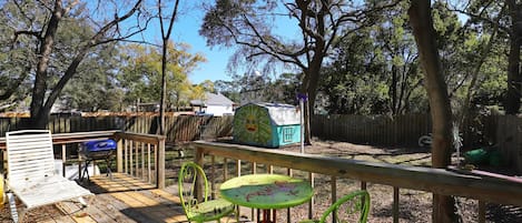 Casa, 1 cama Queen size (Surf Shack - 1013 Cadillac) | Balcón