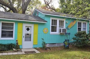 單棟房屋, 1 張加大雙人床 (Surf Shack - 1013 Cadillac) | 外觀