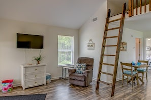 House, 2 Double Beds (Coconut Cottage - 1109 Chaumont) | Living room - Coconut Cottage - 1109 Chaumont (Dauphin Island)