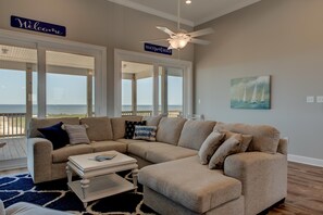 House, Multiple Beds (Blue Oasis - 2500 Bienville Blvd) | Living room