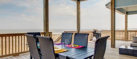 Maison, Plusieurs lits (Serenity Now - 2442 Bienville) | Balcon