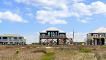 House, Multiple Beds (Serenity Now - 2442 Bienville) | Exterior