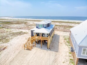 House, Multiple Beds (Endless Possibilities-1809 Bie) | Balcony