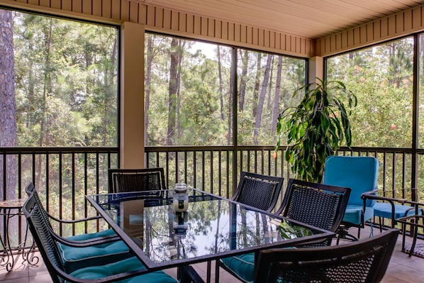Casa, varias camas (La Retraite - 806 Itasca) | Balcón