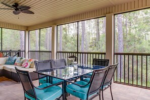 House, Multiple Beds (La Retraite - 806 Itasca) | Balcony - La Retraite - 806 Itasca (Dauphin Island)