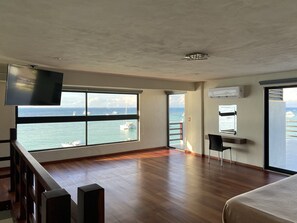 2 chambres, coffres-forts dans les chambres, Wi-Fi gratuit